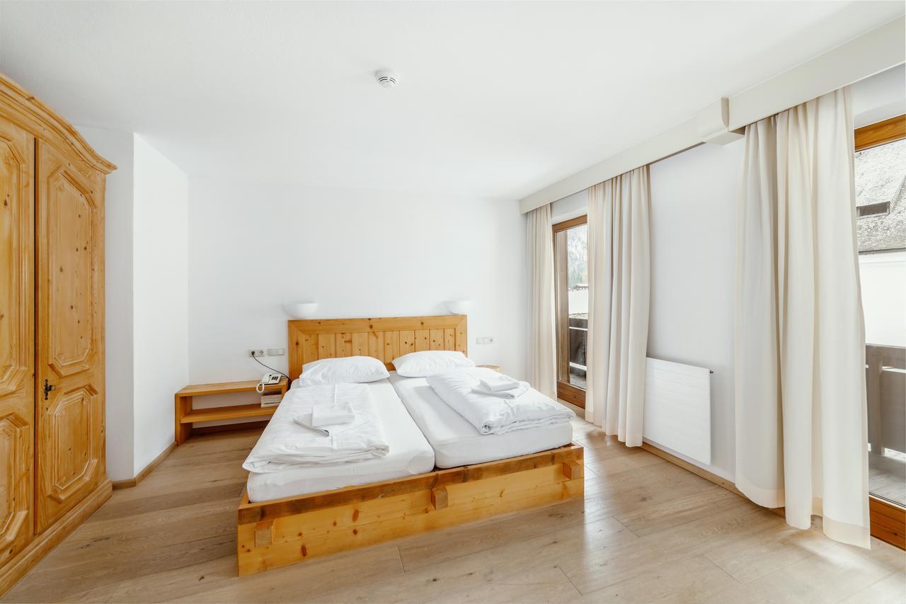 Hotel Pillerseehof Sankt Ulrich am Pillersee Ruang foto